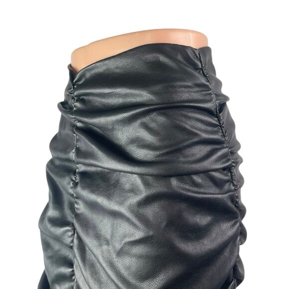 Hyfve Women's Black Faux Leather Vegan High Waist Ruched Pencil Mini Skirt Sz S - Picture 4 of 7